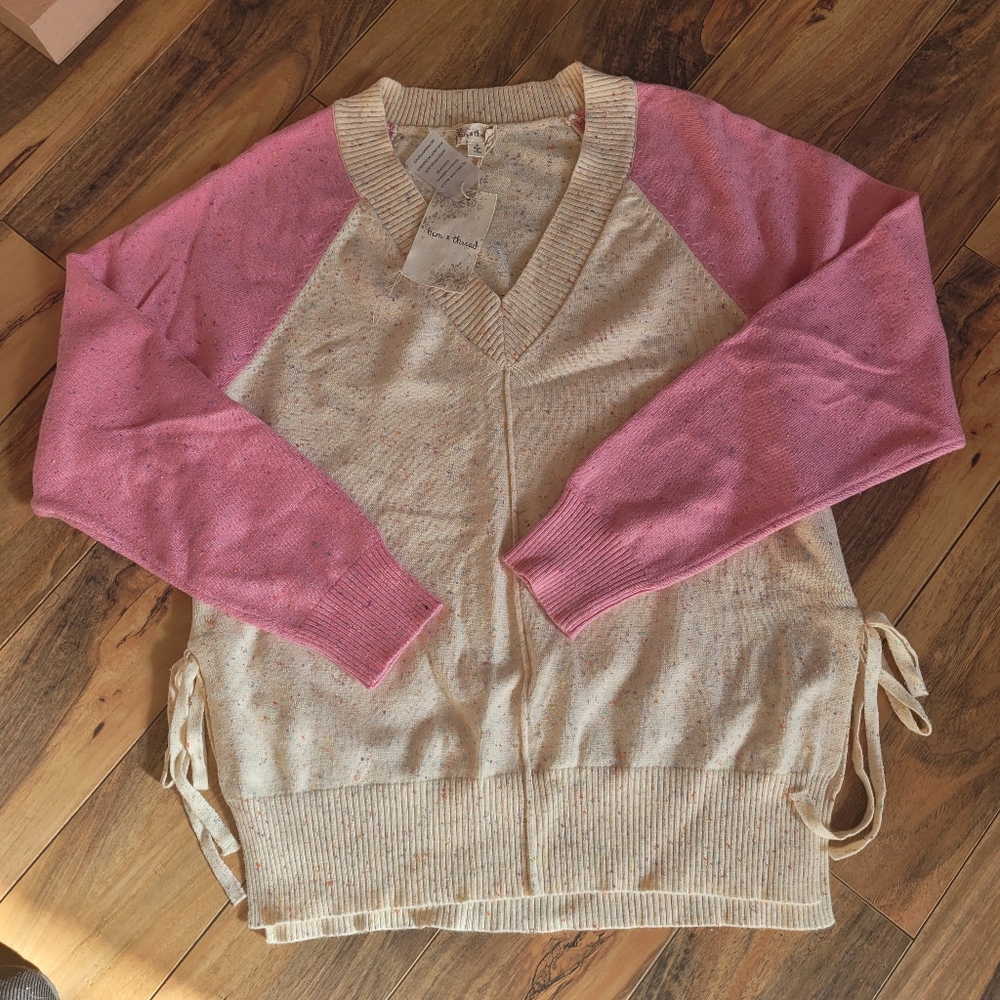HEM & THREAD Confetti/Speckled V-Neck Sweater w/Side Ties, NWT, S, Pink/Ivory🩷
